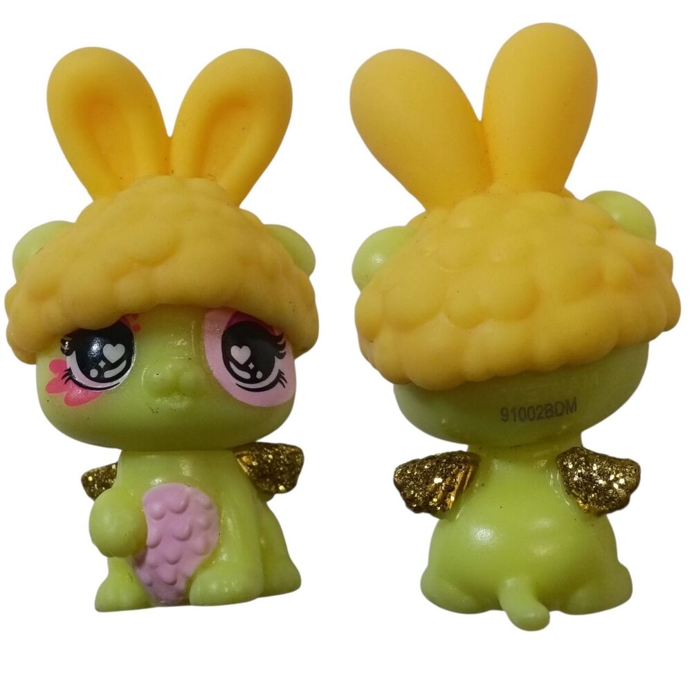 Hatchimals CollEGGtibles Spring Basket, Spring Bouquet Figures Easter Bunny Ears